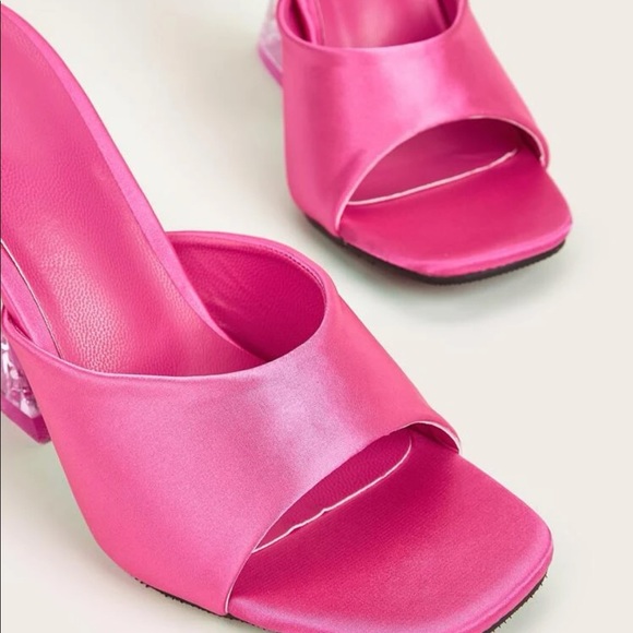Satin Sculptural Heeled Mule Sandals - Picture 6 of 9